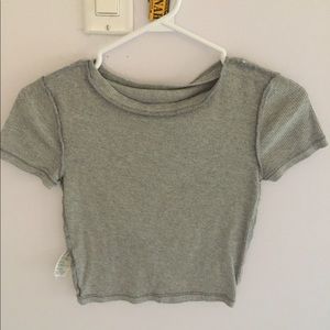 grey crop top